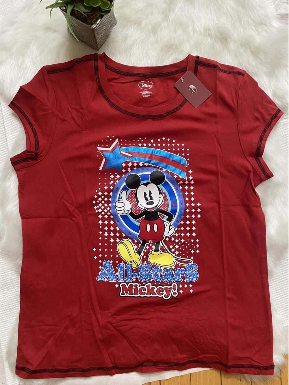 Disney Mickey Mouse Red Graphic T-Shirt XL